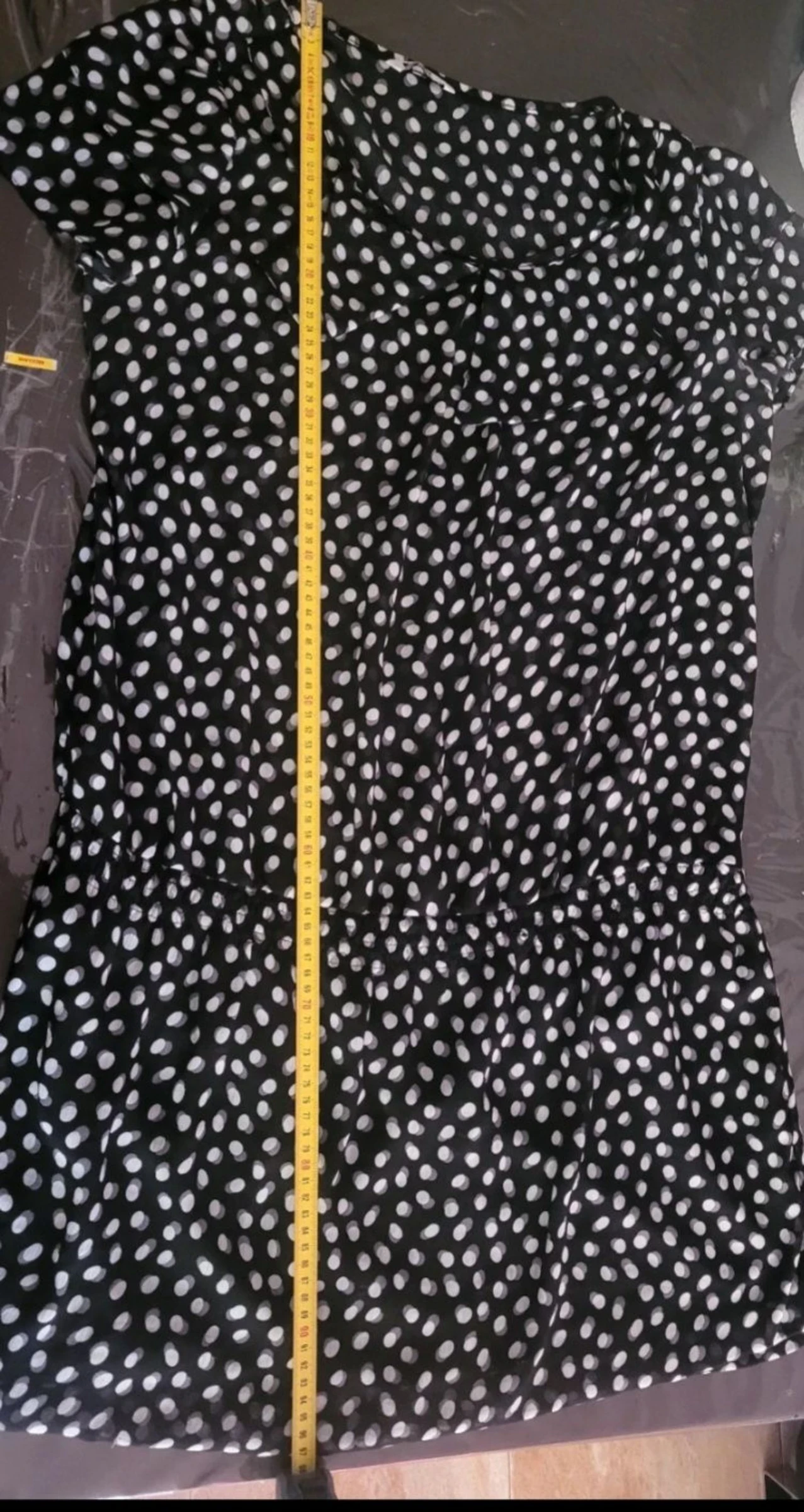 Vestido curto fluido de lunares preto e branco tamanho xl – photo 8